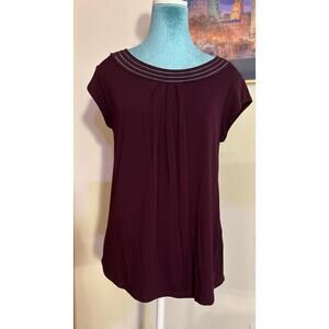 Cute top by Danielrainn
Size small
Excellent condition
